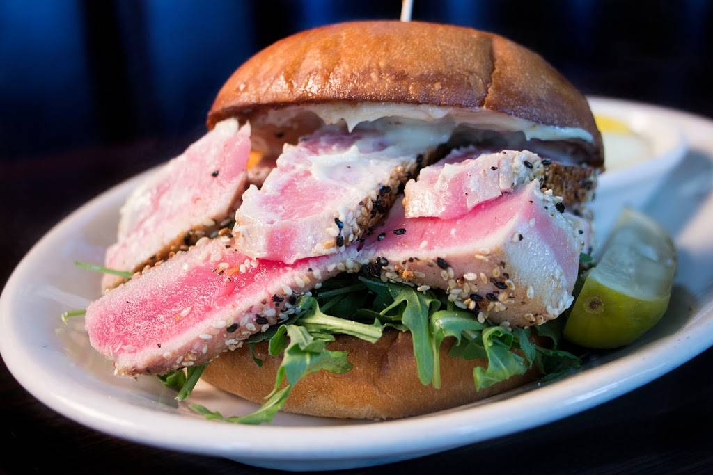 The Black Marlin | restaurant | 560 El Camino Real, Tustin, CA 92780, USA | 7149297427 OR +1 714-929-7427