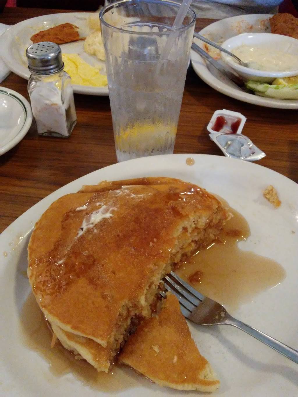 Dinos Family Restaurant | restaurant | 350 E Sugar Creek Rd, Charlotte, NC 28213, USA | 7045965030 OR +1 704-596-5030