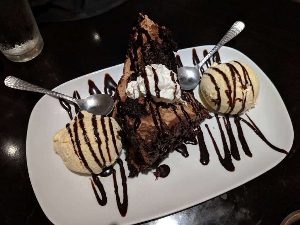 LongHorn Steakhouse | meal takeaway | 3290 S US Hwy 41, Terre Haute, IN 47802, USA | 8122320019 OR +1 812-232-0019