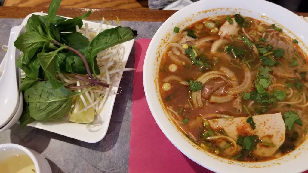 Pot-O-Pho | restaurant | 2254 Valley Ave, Winchester, VA 22601, USA | 5406675495 OR +1 540-667-5495