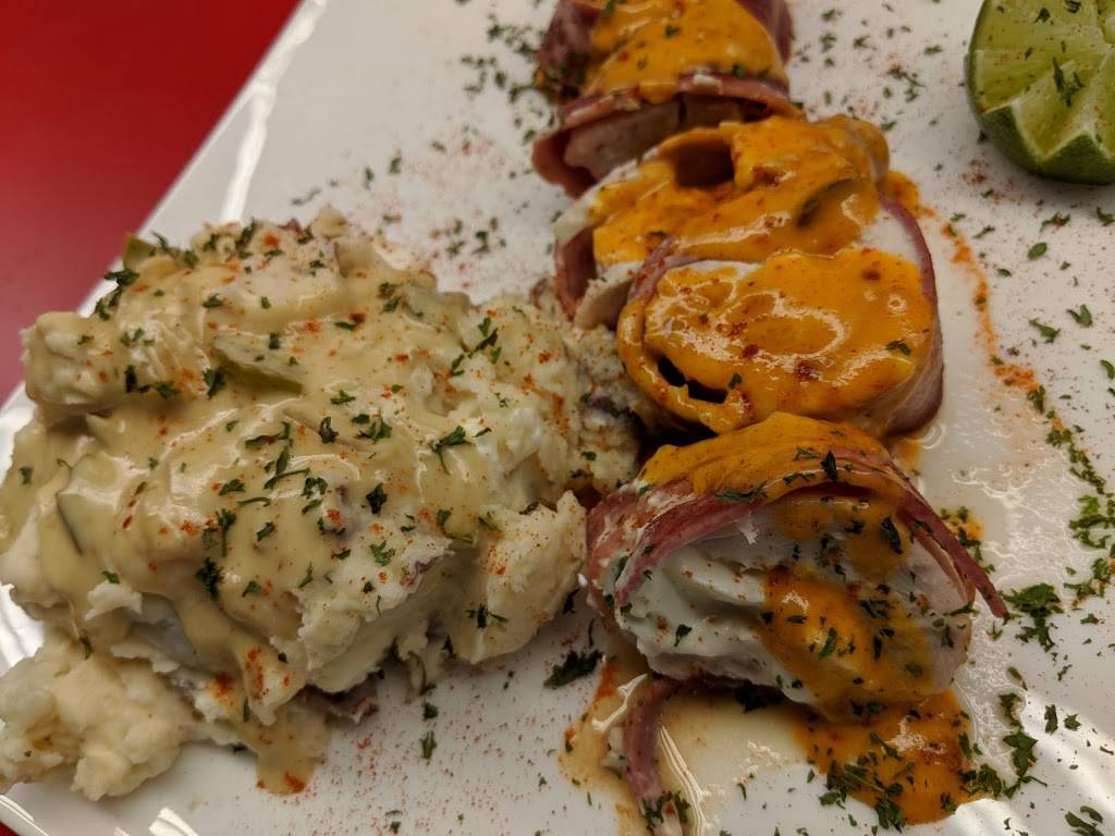 New York Kitchen | restaurant | 1205 E Locust St, Davenport, IA 52803, USA | 5638885593 OR +1 563-888-5593