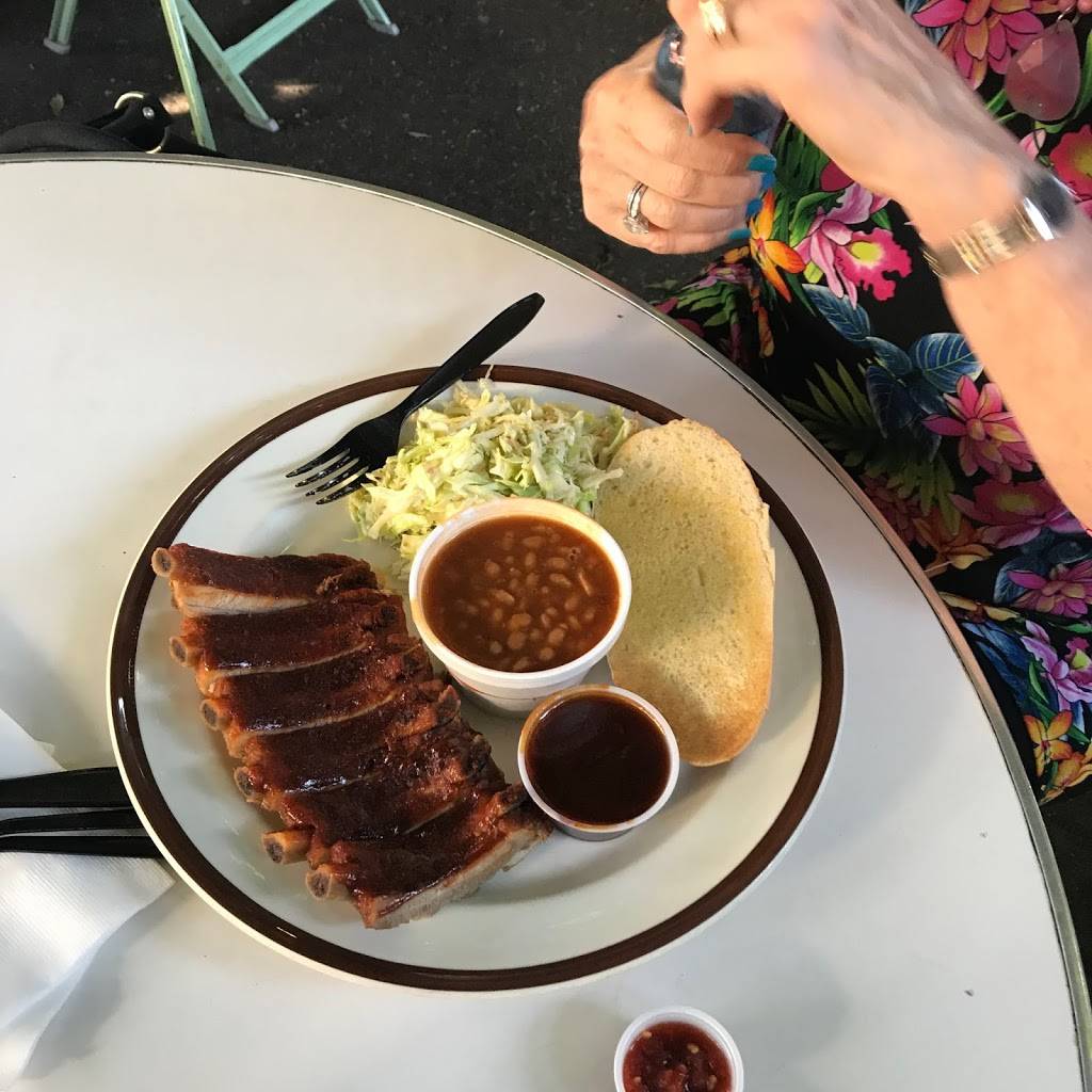 Bryans Pit Barbecue | restaurant | 6333 W 3rd St #740, Los Angeles, CA 90036, USA | 3239312869 OR +1 323-931-2869