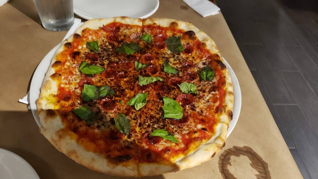 Pizzeria Omaggio | meal takeaway | 1055 Metropolitan Ave #130, Charlotte, NC 28204, USA | 7043700777 OR +1 704-370-0777