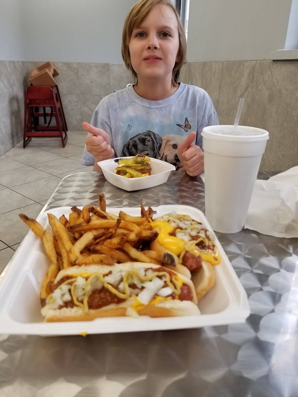 Two And A Fry | restaurant | 1115 W Main St, Monongahela, PA 15063, USA | 7243103182 OR +1 724-310-3182