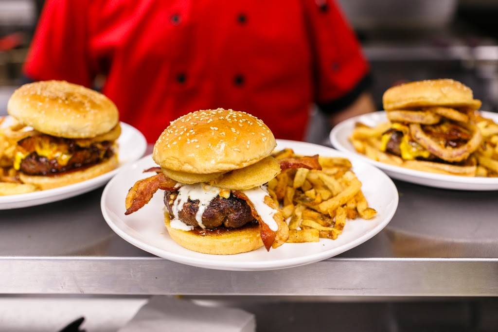 Harrys Alehouse | restaurant | 5737 Plank Rd, Fredericksburg, VA 22407, USA | 5405481500 OR +1 540-548-1500