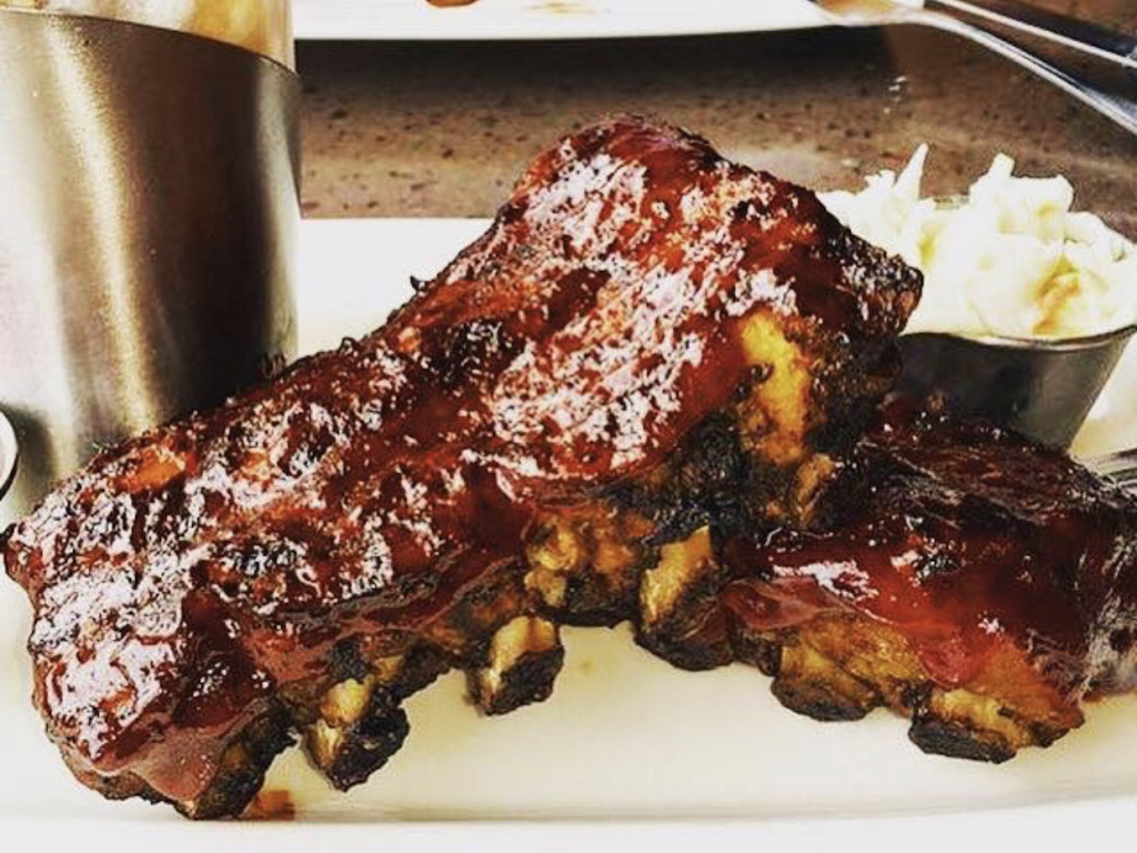 Bokampers Sports Bar & Grill | restaurant | 15500 SW 29th St, Miramar, FL 33027, USA | 7544008558 OR +1 754-400-8558