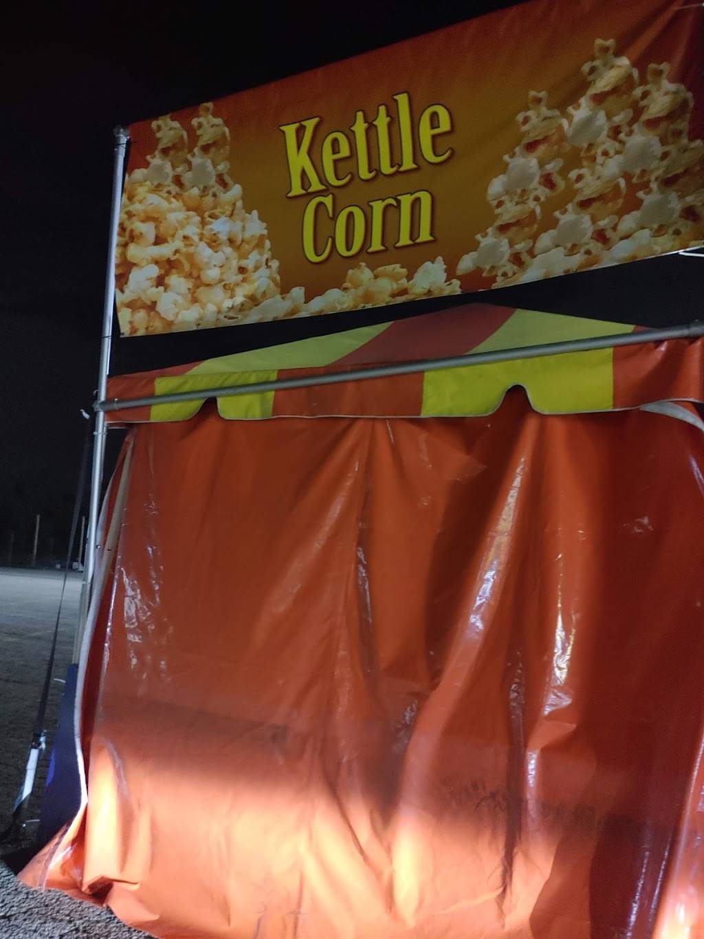 Funnel Cakes and Corn Dogs | restaurant | East Dundee, IL 60118, USA | 8474266751 OR +1 847-426-6751