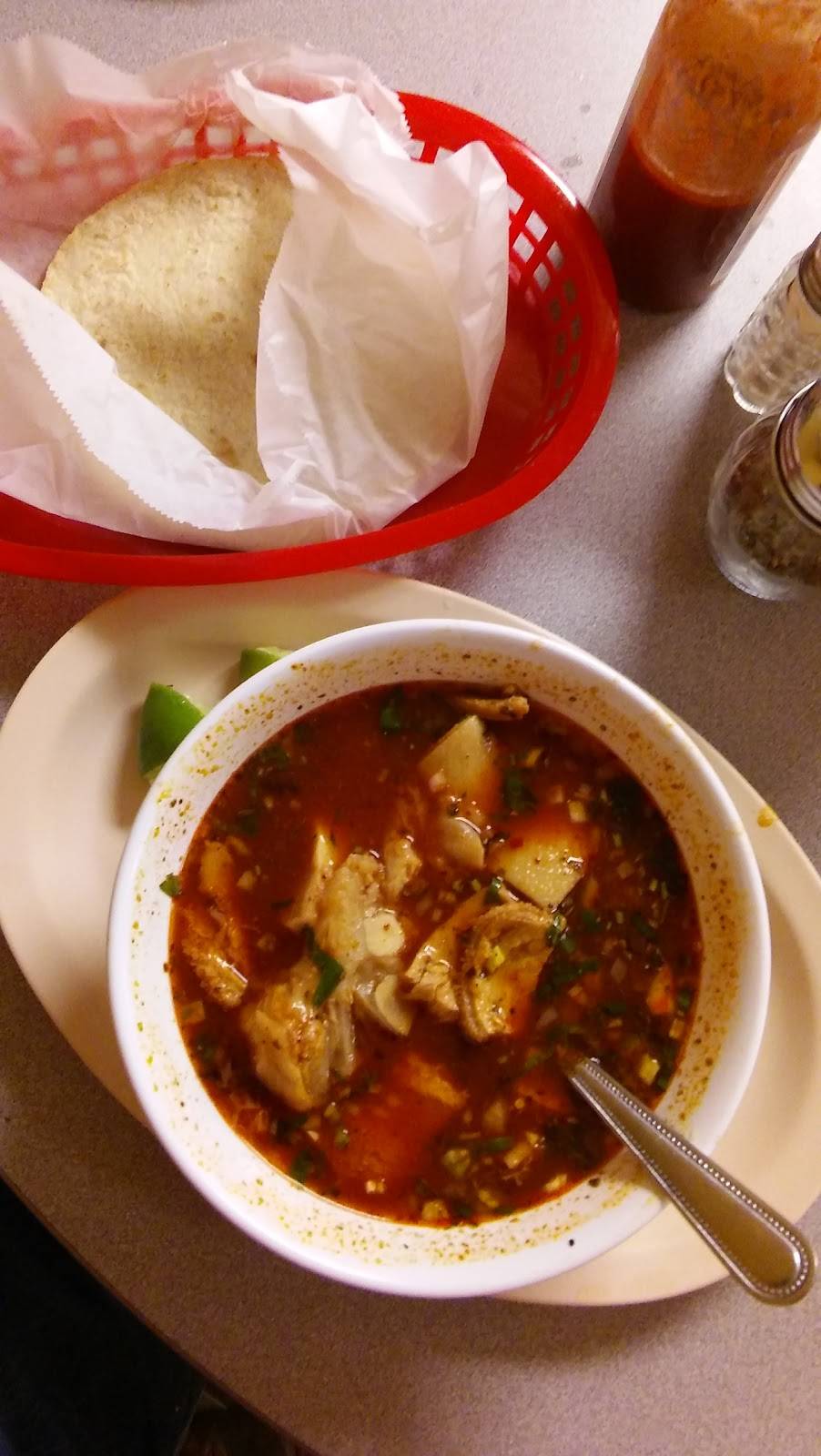 Las Delicias Taqueria Asian Food & Bakery | restaurant | 935 W Tulsa St, Siloam Springs, AR 72761, USA | 4792381205 OR +1 479-238-1205