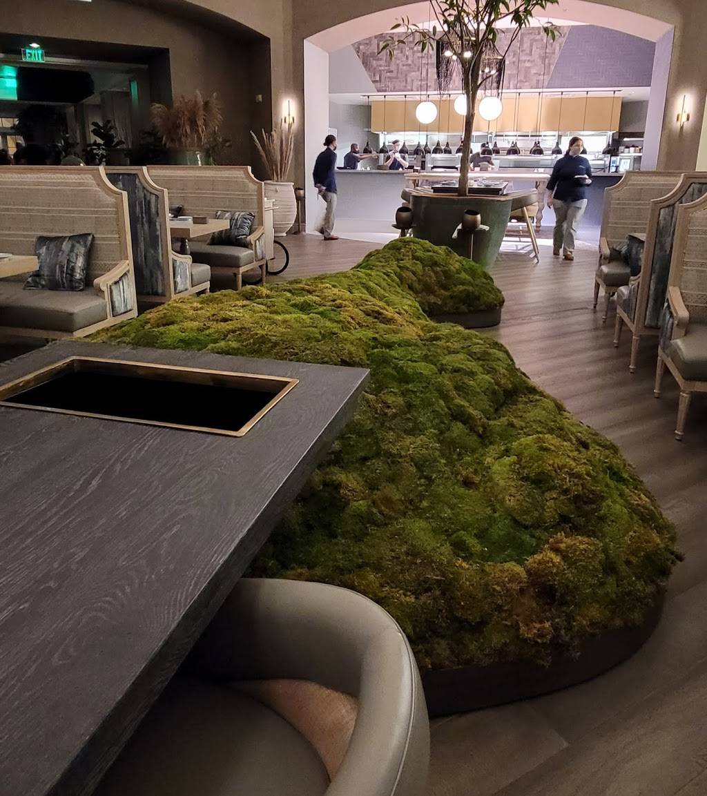 Knife & Spoon | restaurant | 4012 Central Florida Pkwy, Orlando, FL 32837, USA | 4073934333 OR +1 407-393-4333