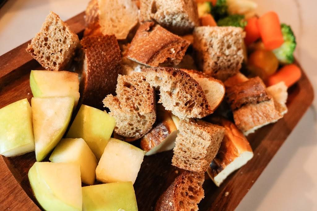 The Melting Pot | restaurant | 8889 Gateway Blvd W #2320, El Paso, TX 79925, USA | 9152064647 OR +1 915-206-4647