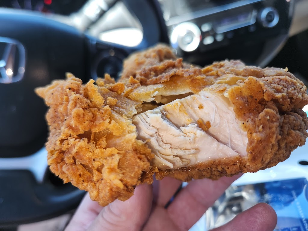 KKC Krispy Krunchy Chicken (Inside Walmart) | restaurant | 1607 W Bethany Home Rd, Phoenix, AZ 85015, USA | 6028991688 OR +1 602-899-1688