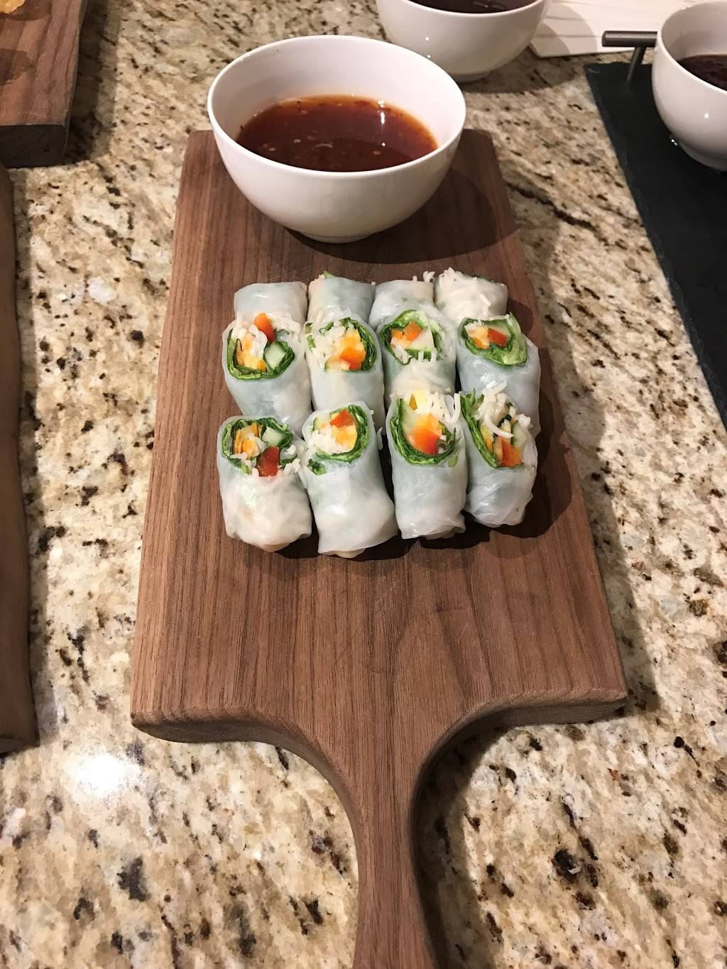 My Secret Kitchen - Italian & Portuguese Catering & Take-out | meal takeaway | 316 Lakeshore Rd E, Mississauga, ON L5G 1H4, Canada | 9059902057 OR +1 905-990-2057