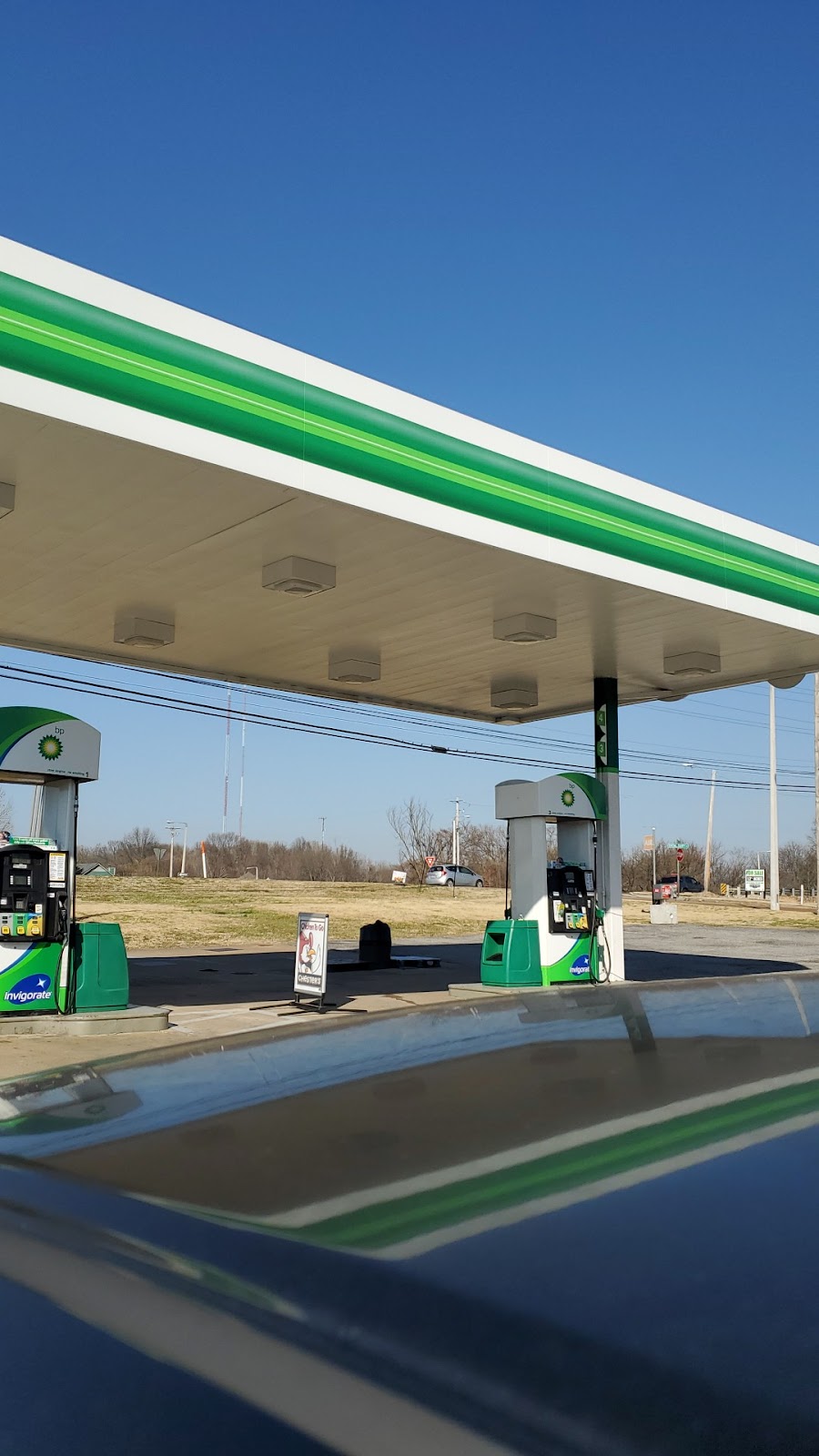 Hunt Brothers Pizza. Countryside Market | restaurant | 7245 Stage Rd, Memphis, TN 38133, USA | 9012139957 OR +1 901-213-9957