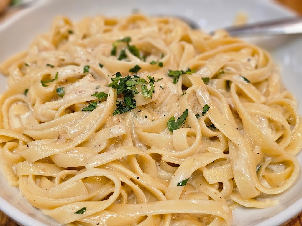 California Pizza Kitchen | restaurant | Q2P5+4FR, Salt Lake City, UT 84116, USA | 8015752627 OR +1 801-575-2627