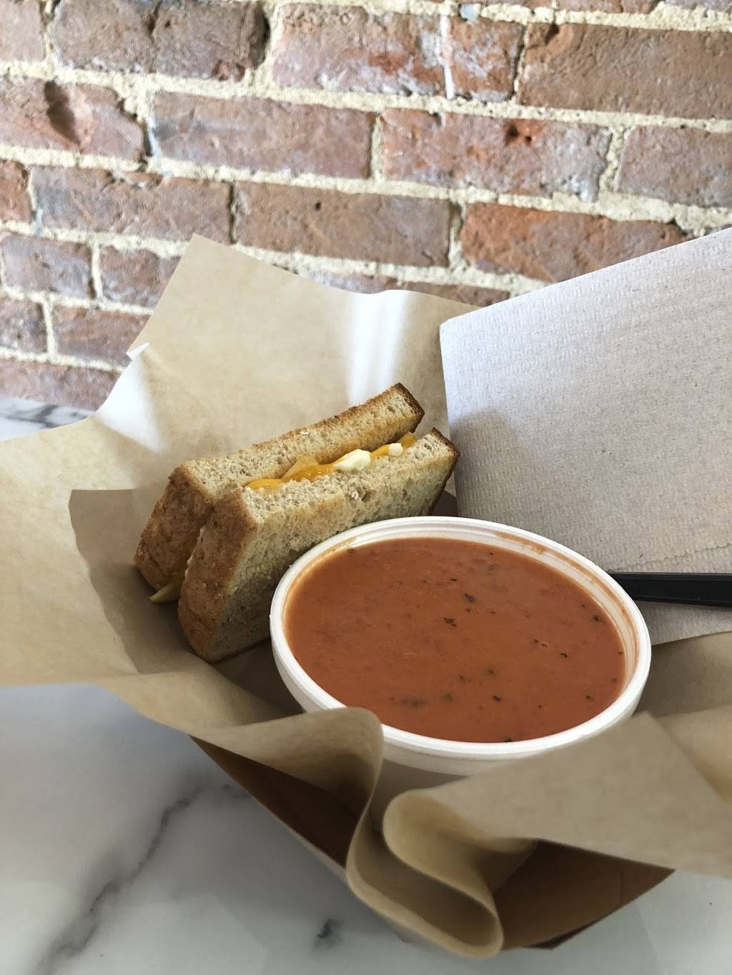 5th Street Sandwich Shoppe | restaurant | 126 W 5th St, Holton, KS 66436, USA | 7853627045 OR +1 785-362-7045