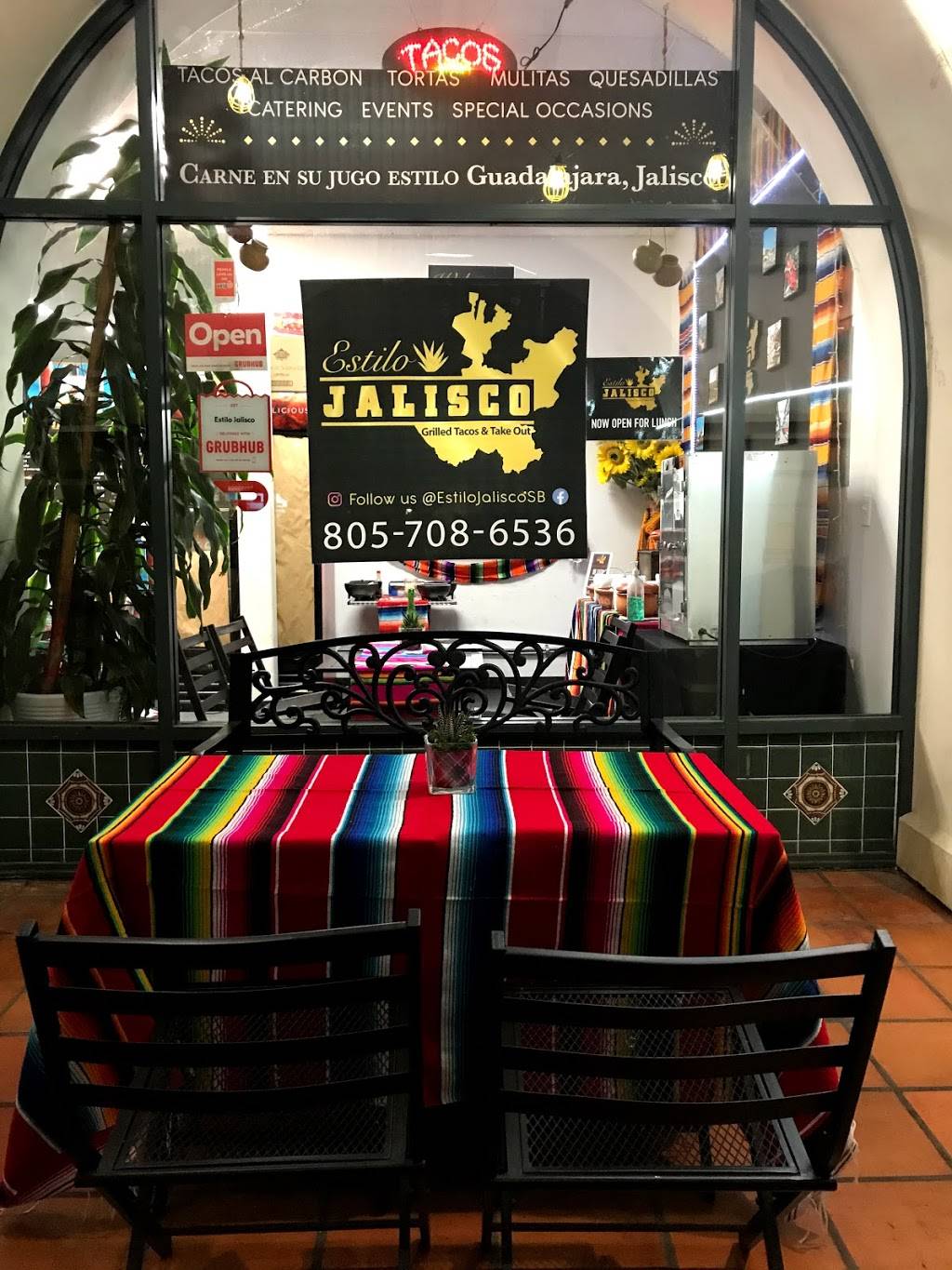 Estilo Jalisco | restaurant | 209 S Milpas St, Santa Barbara, CA 93103, USA | 8057086536 OR +1 805-708-6536