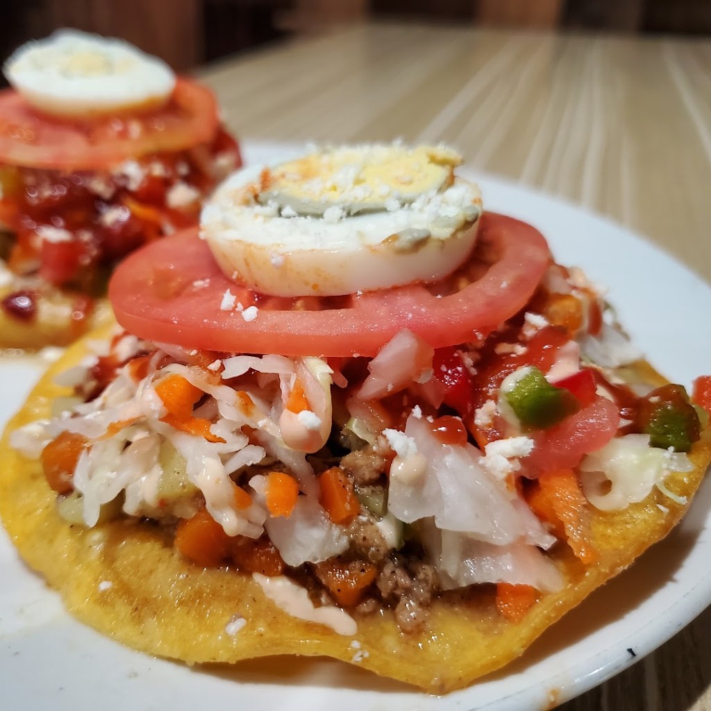 Gallitos Cafe Restaurant & lounge | restaurant | 2100 NW 36th St, Miami, FL 33142, USA | 7863345577 OR +1 786-334-5577