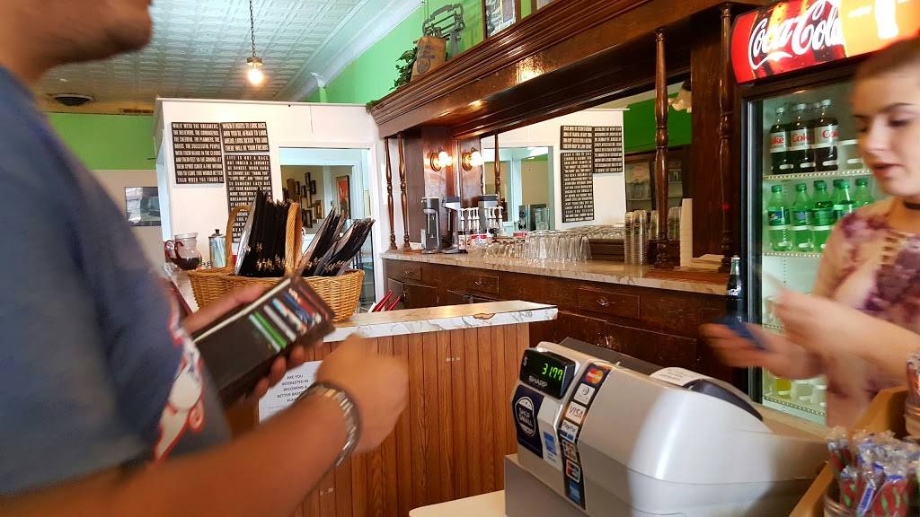 Farmhouse Sweets & Eats | meal takeaway | 1112 11th St, Huntsville, TX 77340, USA | 9362916988 OR +1 936-291-6988