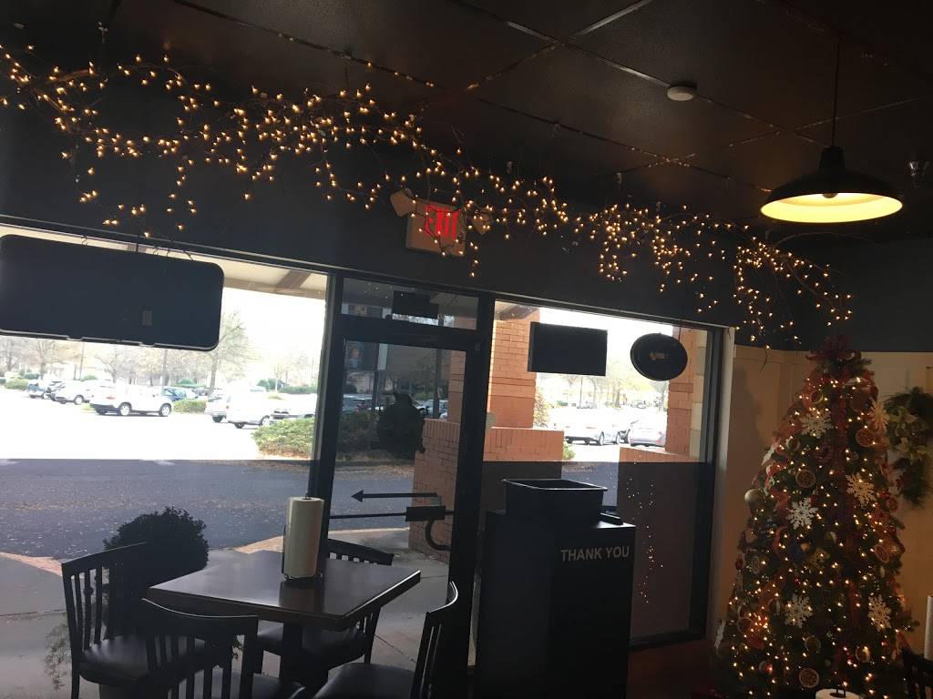 Dogwood Pizza | restaurant | 850 Dogwood Rd Suite D300, Lawrenceville, GA 30044, USA | 7709855111 OR +1 770-985-5111