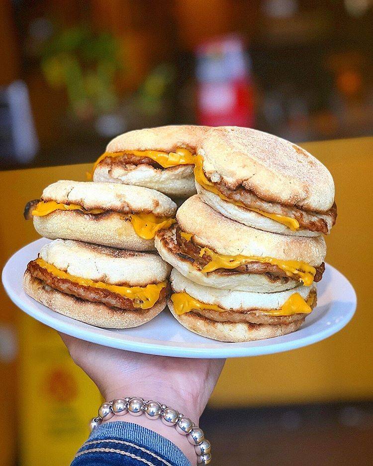 McDonalds | cafe | 2118 McHenry Ave, Modesto, CA 95350, USA | 2095299984 OR +1 209-529-9984