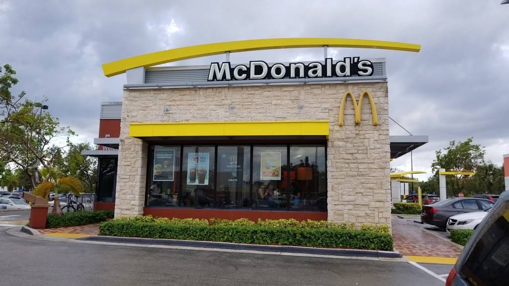 McDonalds | cafe | 15715 SW 88th St, Miami, FL 33193, USA | 3053874249 OR +1 305-387-4249