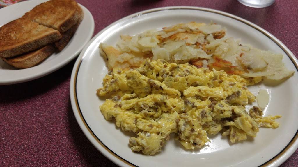 Megans Family Restaurant | restaurant | 266 W Main St, Ravenna, OH 44266, USA | 3302359143 OR +1 330-235-9143