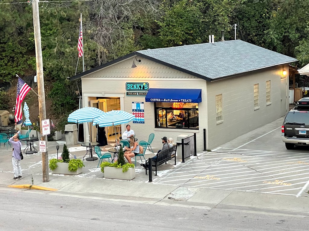 Benky’s Cream & Sugar | restaurant | 111 Winter St, Keystone, SD 57751, USA | 6058772827 OR +1 605-877-2827