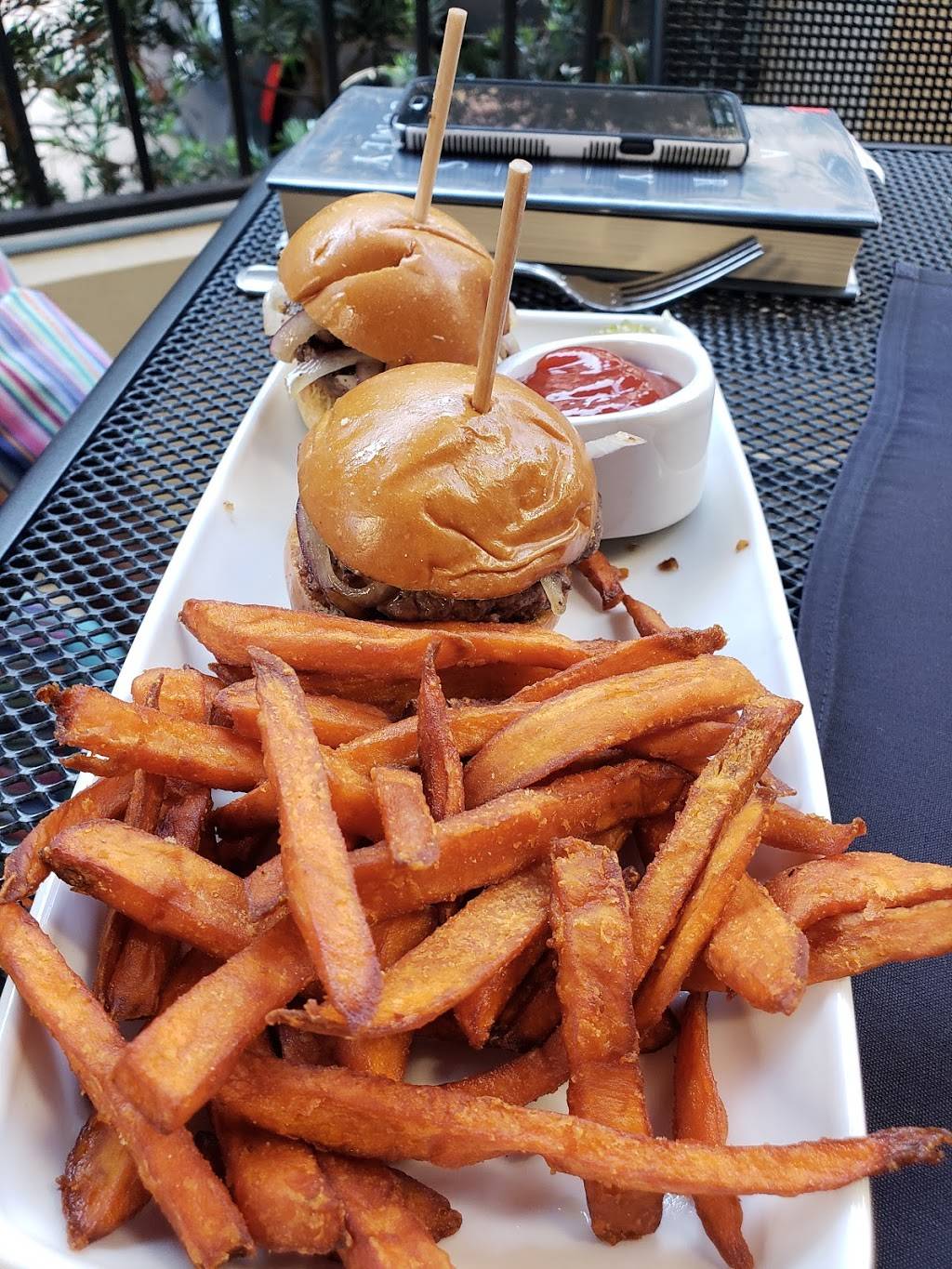 Green Street Restaurant | restaurant | 146 Shoppers Ln, Pasadena, CA 91101, USA | 6265777170 OR +1 626-577-7170