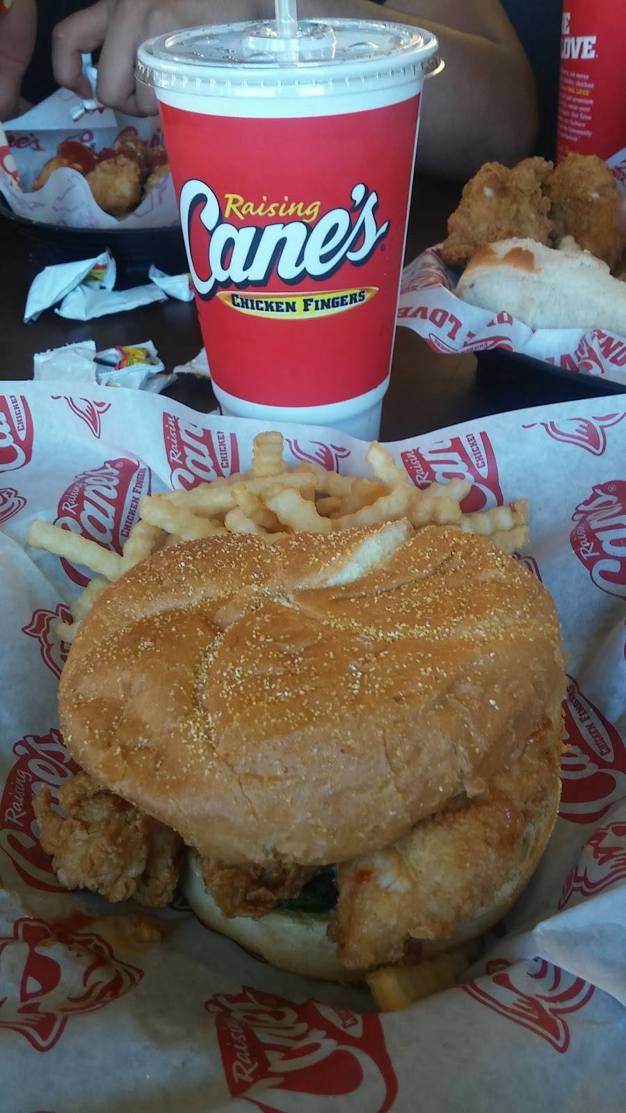 Raising Canes Chicken Fingers | meal takeaway | 4160 Dowlen Rd, Beaumont, TX 77706, USA | 4098962920 OR +1 409-896-2920