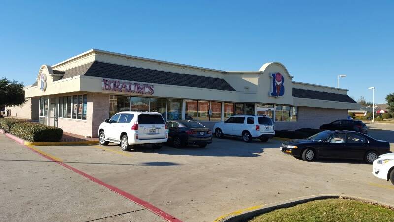 Braums Ice Cream & Burger Restaurant | restaurant | 1222 W McDermott Dr, Allen, TX 75013, USA | 2144958711 OR +1 214-495-8711