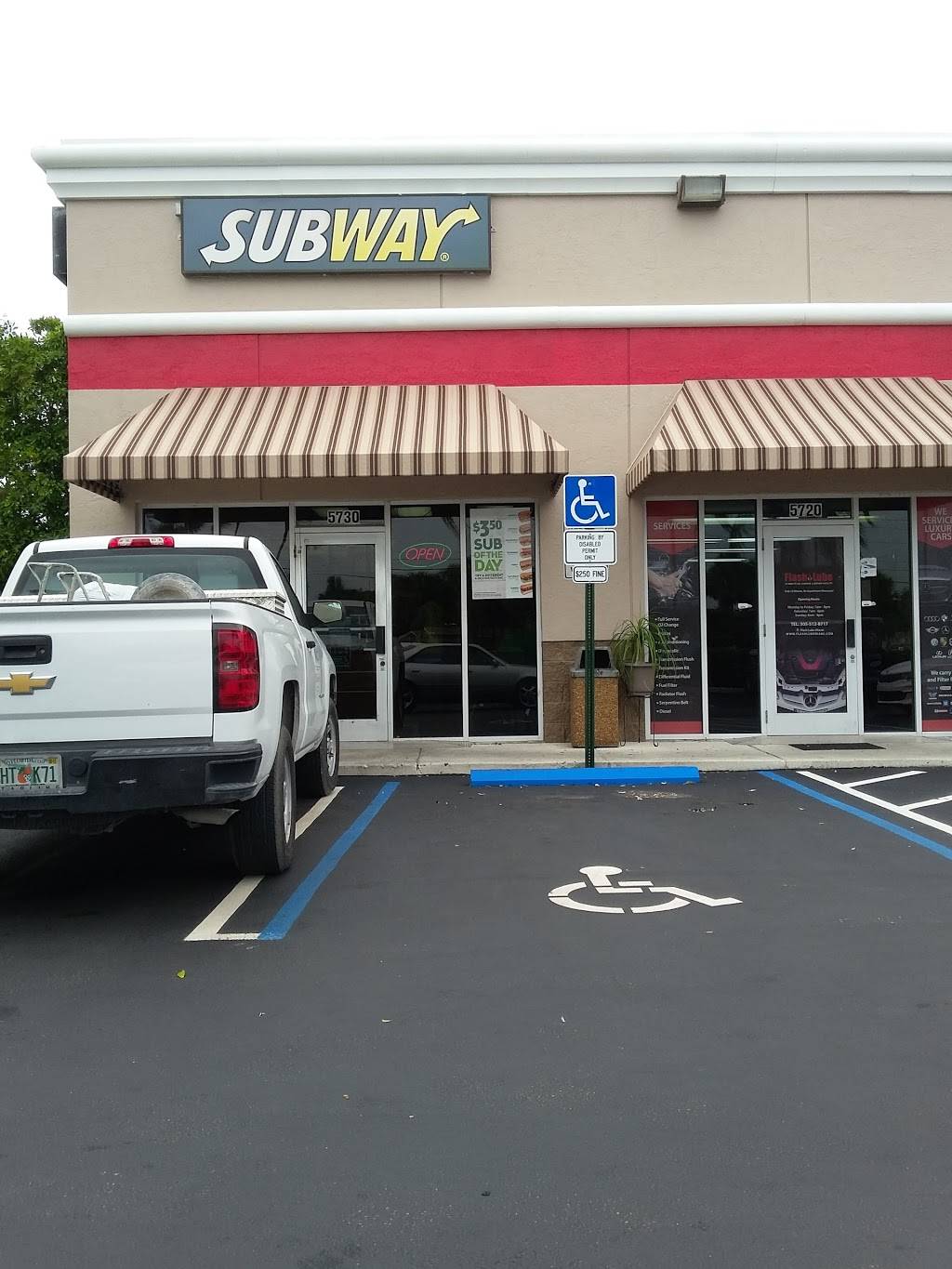 Subway Restaurants | restaurant | 5730 NW 176th St, Hialeah, FL 33015, USA | 3055563376 OR +1 305-556-3376