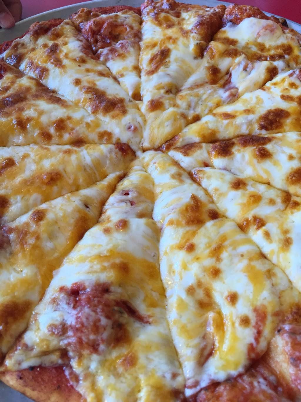 Chicos Pizza Parlor | restaurant | 4301 Pacific Way, Seaview, WA 98644, USA | 3606423207 OR +1 360-642-3207