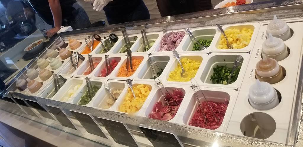 LemonShark Poke - Palm Beach Garden | restaurant | 5250 Donald Ross Rd STE 105, Palm Beach Gardens, FL 33418, USA | 5615000201 OR +1 561-500-0201