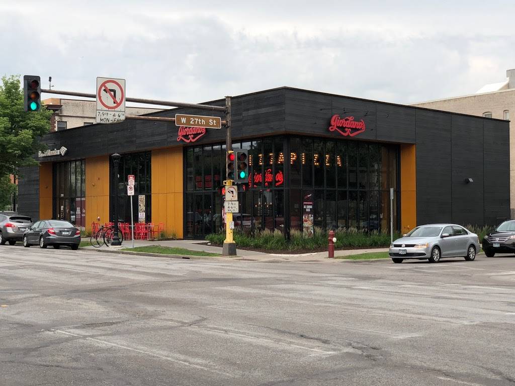 Giordanos | meal takeaway | 2700 Hennepin Ave S, Minneapolis, MN 55408, USA | 6124443143 OR +1 612-444-3143