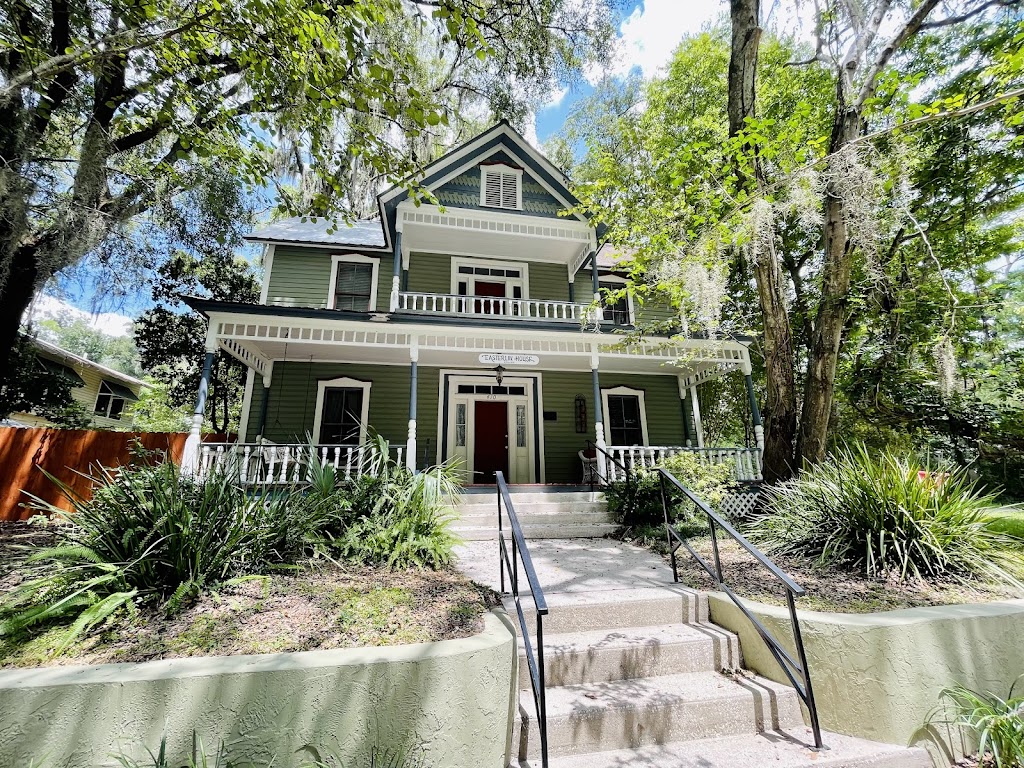 Grady House Bed & Breakfast | restaurant | 24042 W U.S. Hwy 27, High Springs, FL 32643, USA | 5732141611 OR +1 573-214-1611