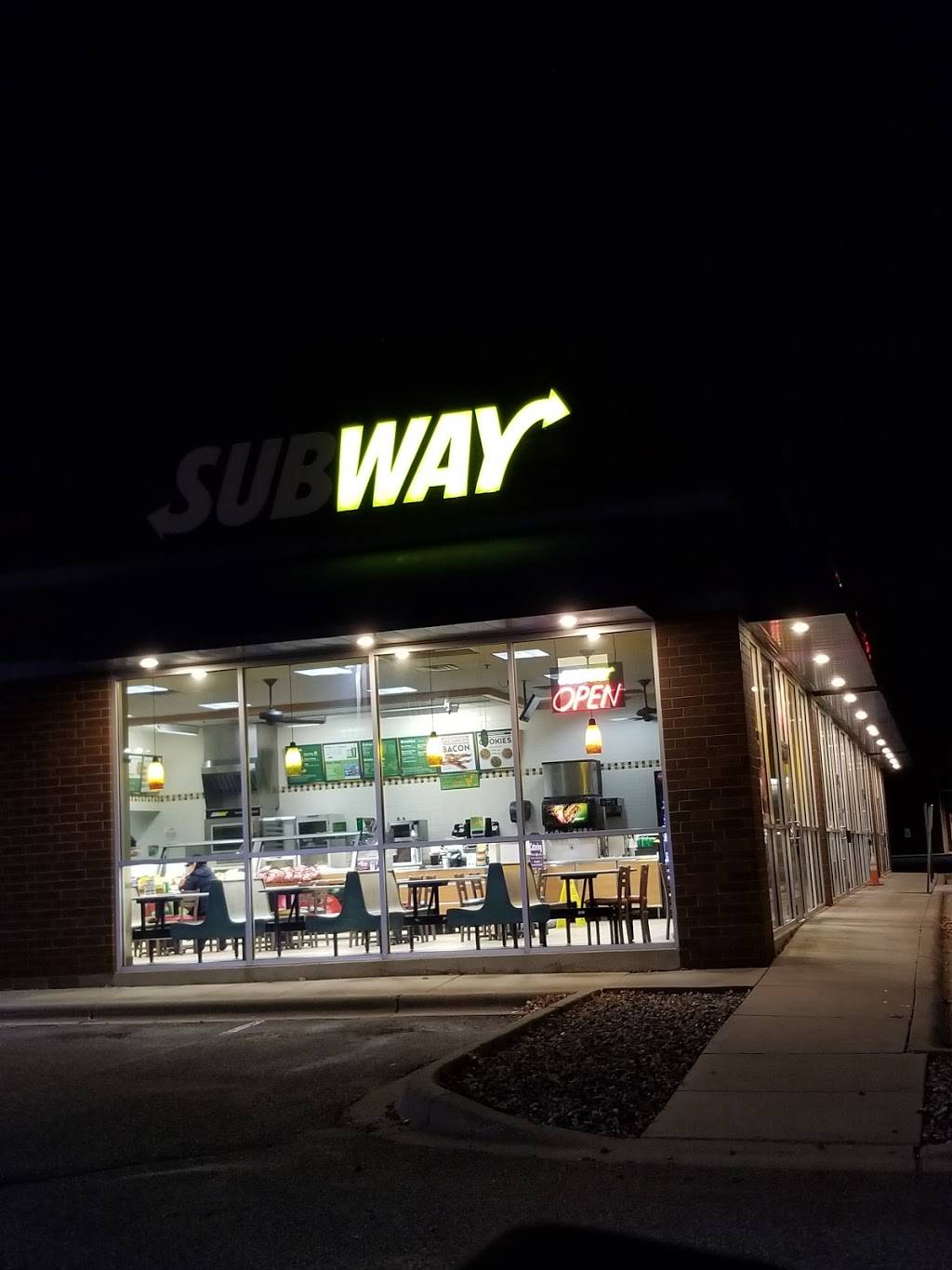 Subway Restaurants | restaurant | 9633 Anderson Lakes Pkwy, Eden Prairie, MN 55344, USA | 9528297141 OR +1 952-829-7141