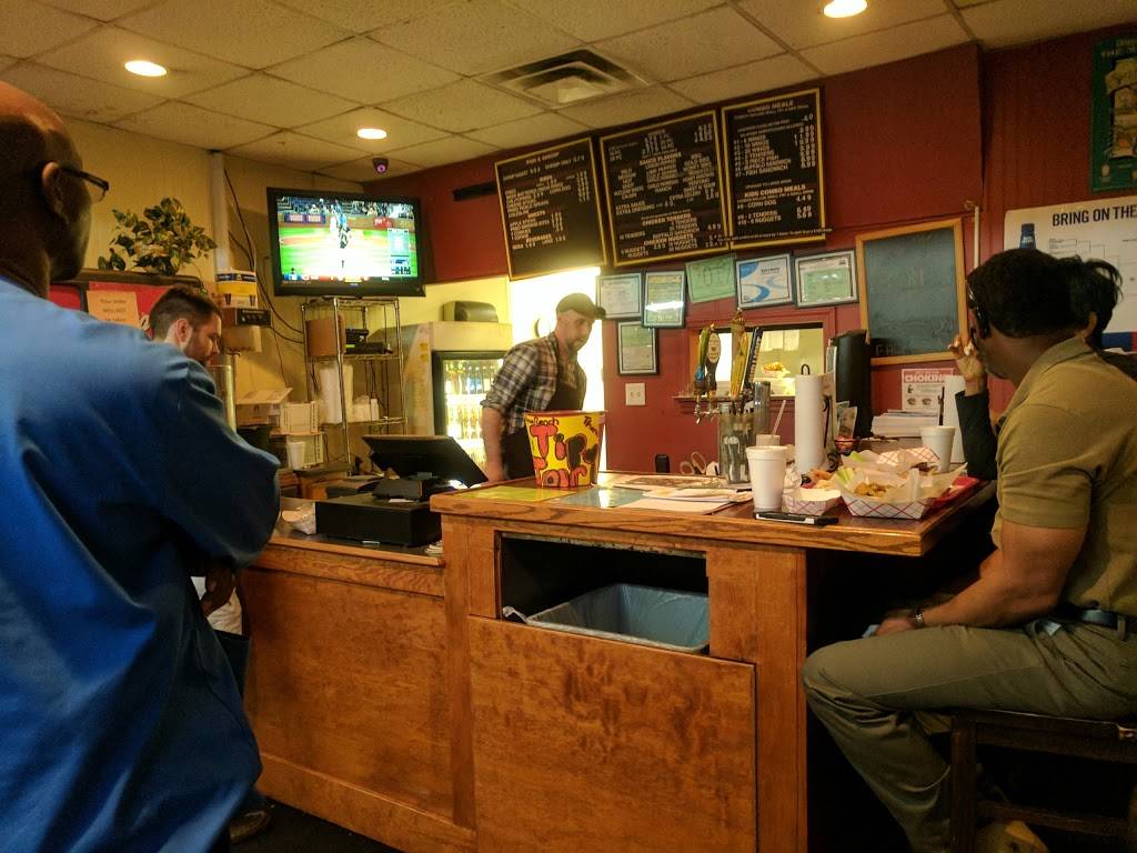 Wing Ranch | restaurant | 2146 Johnson Ferry Rd NE, Brookhaven, GA 30319, USA | 7704554233 OR +1 770-455-4233