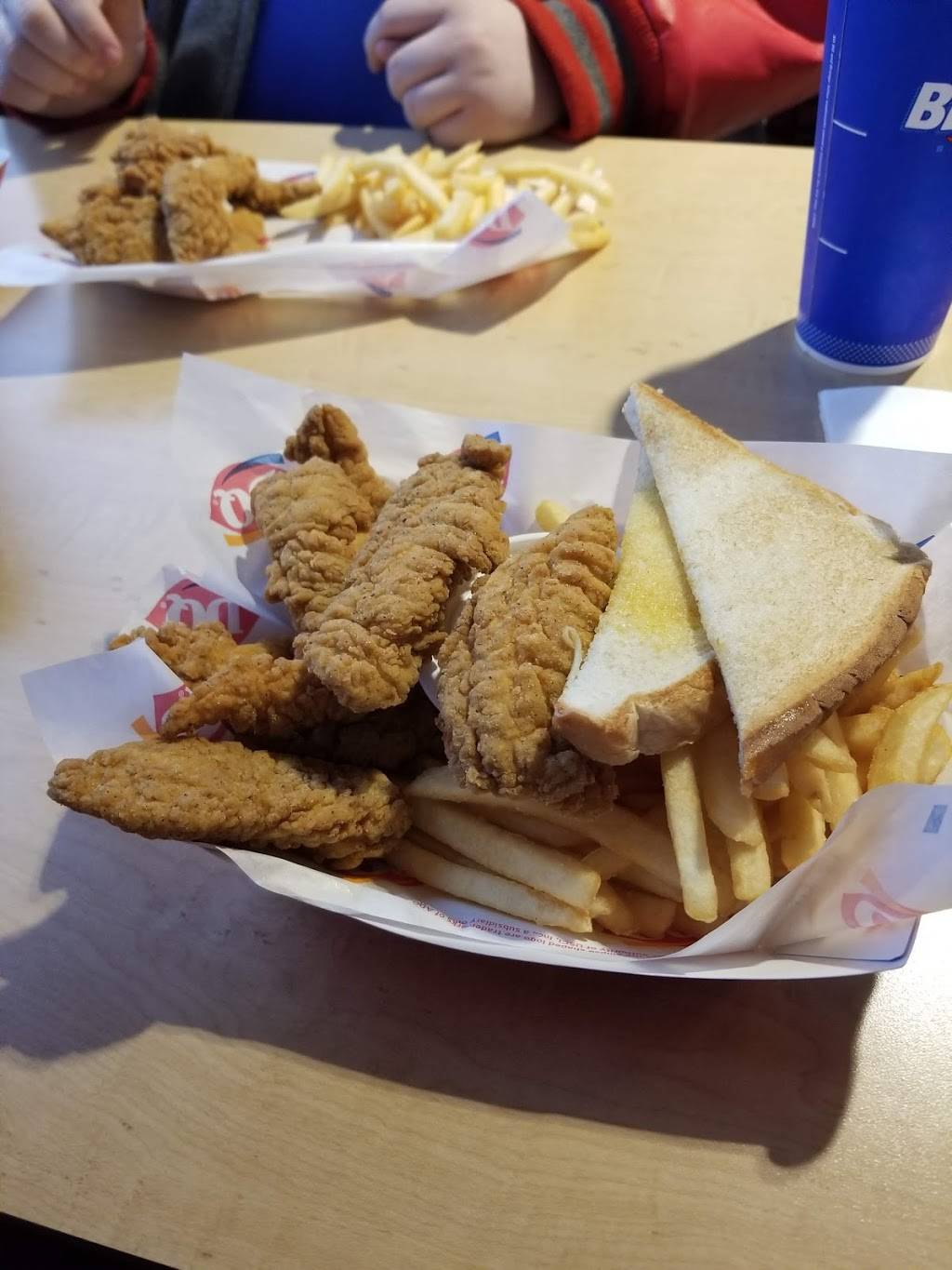 Dairy Queen Grill & Chill | restaurant | 3400 Clarks River Rd, Paducah, KY 42003, USA | 2704437480 OR +1 270-443-7480