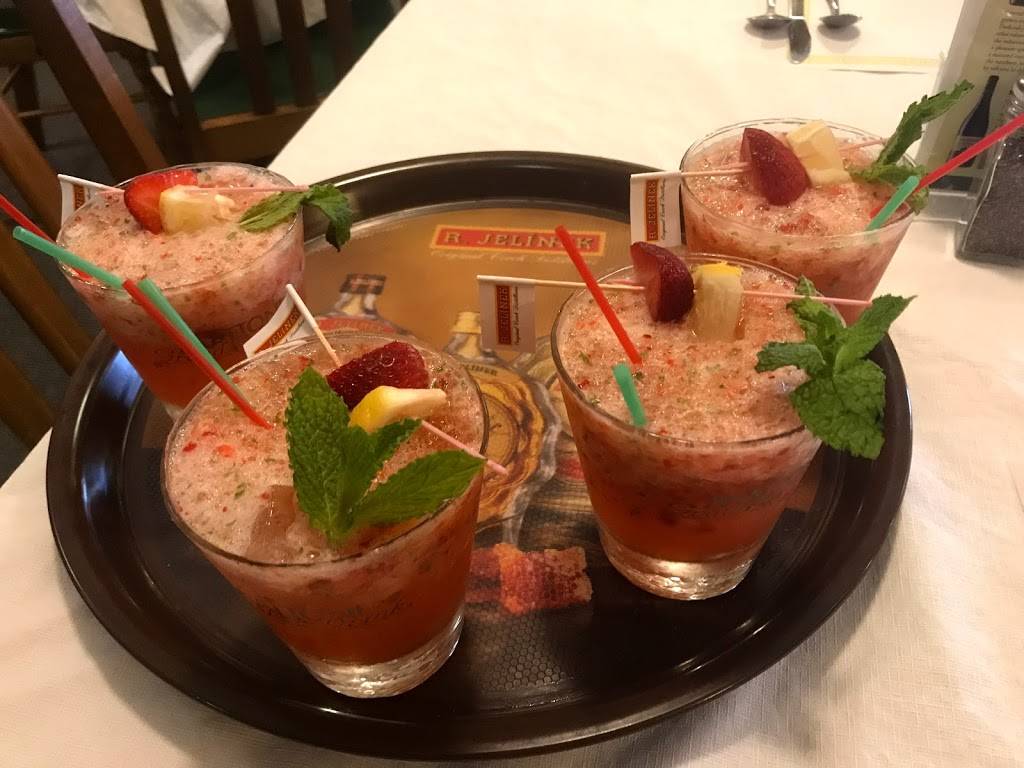 Czech Plaza Restaurant | restaurant | 7016 Cermak Rd, Berwyn, IL 60402, USA | 7087956555 OR +1 708-795-6555