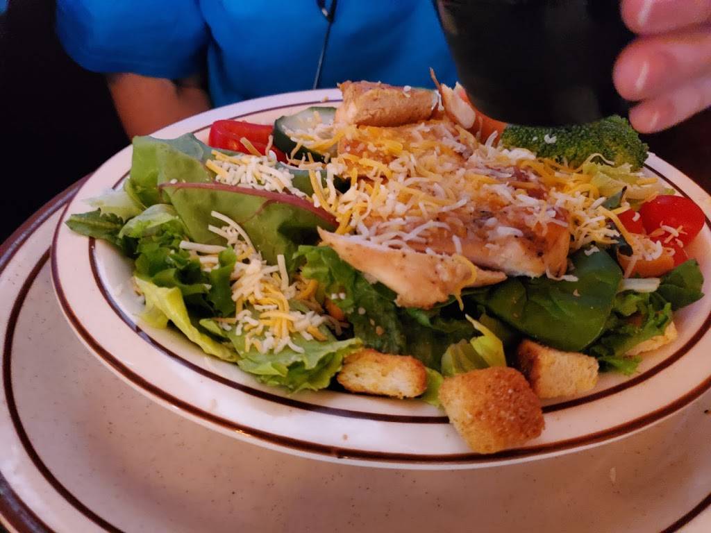 Smokin Jakes | restaurant | 117 Broadway St, Arnolds Park, IA 51331, USA | 7123325152 OR +1 712-332-5152