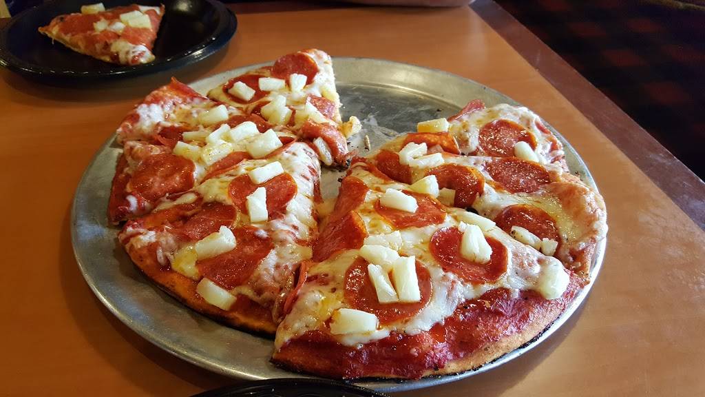 Shakeys Pizza Parlor | restaurant | 2829 Olive Hwy, Oroville, CA 95966, USA | 5305348844 OR +1 530-534-8844