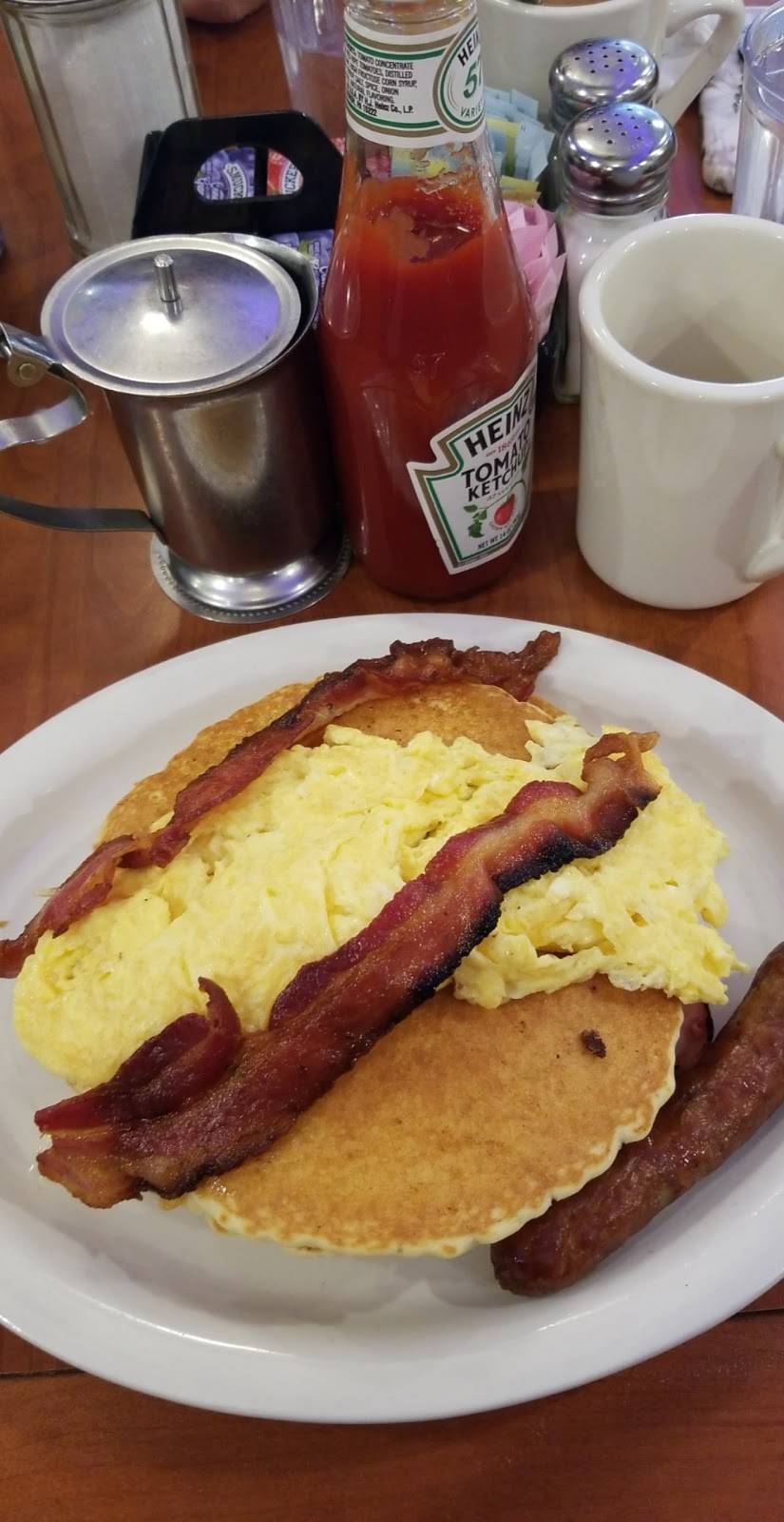 Diner By The Sea | restaurant | 260 E Park Ave, Long Beach, NY 11561, USA | 5164312233 OR +1 516-431-2233