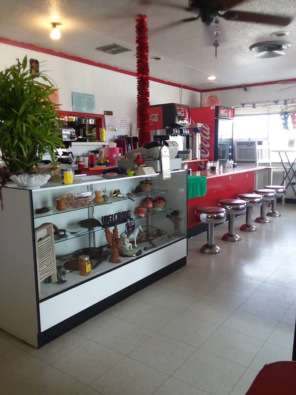 Cafe La Estrella | restaurant | 1891 Fabens Rd, Fabens, TX 79838, USA | 9157644583 OR +1 915-764-4583