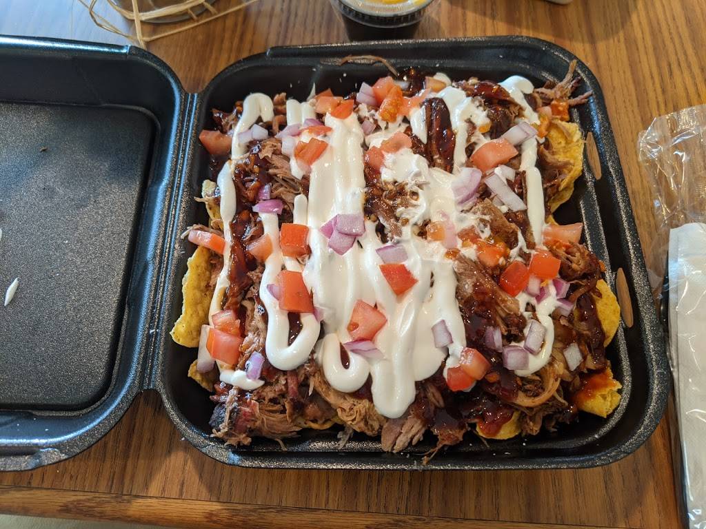 Willow Catering | restaurant | 5409 Peavine Rd, Crossville, TN 38571, USA | 6154288859 OR +1 615-428-8859