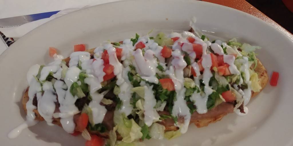 Choles Mexican Restaurant | restaurant | 331 E Glenwood Lansing Rd, Glenwood, IL 60425, USA | 7087582206 OR +1 708-758-2206