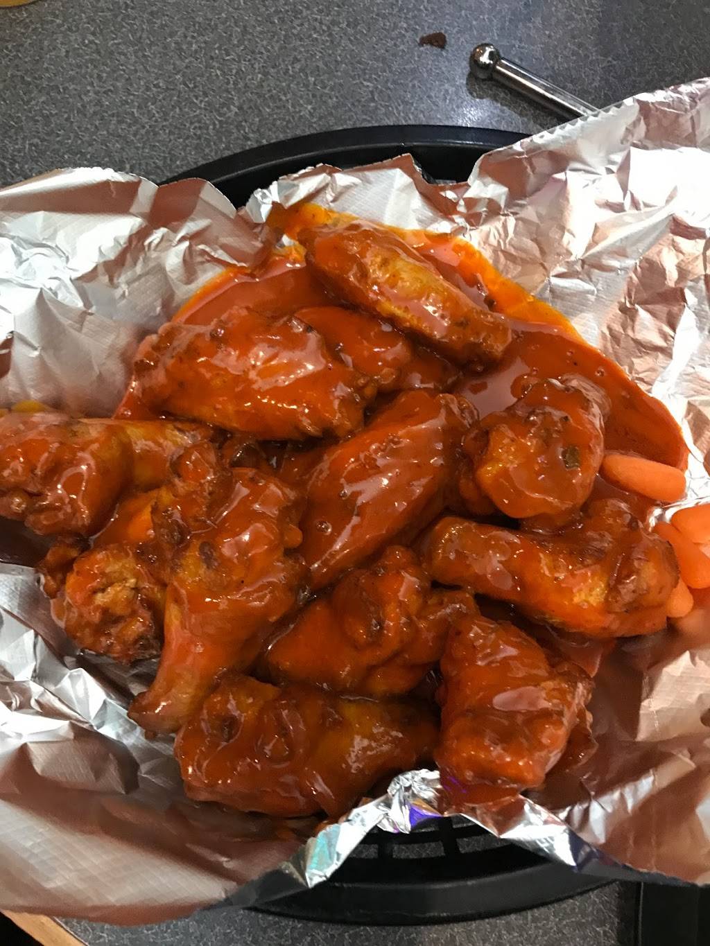 Round Table Pizza | meal delivery | 11200 Donner Pass Rd, Truckee, CA 96161, USA | 5305870577 OR +1 530-587-0577