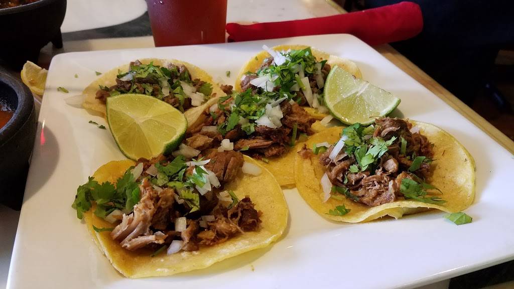 Casa Tapatia Mexican Restaurant & Bar | restaurant | 145 I-10 Frontage Rd, Beaumont, TX 77707, USA | 4098320848 OR +1 409-832-0848