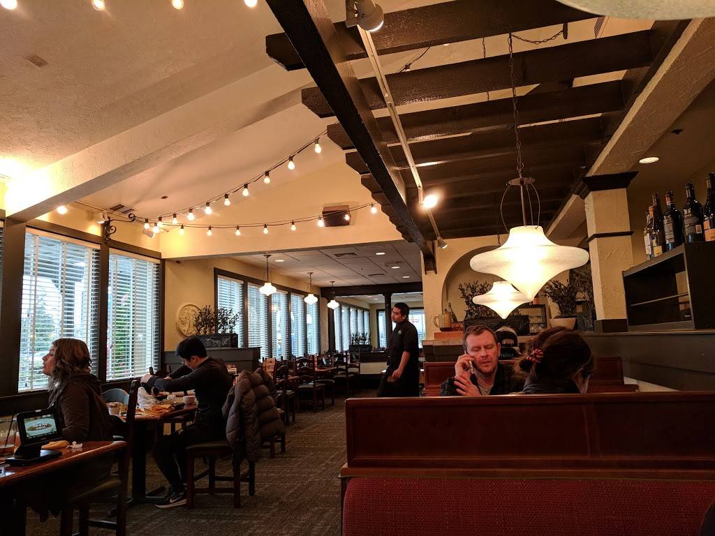 Olive Garden Italian Restaurant | meal takeaway | 4221 196th St SW, Lynnwood, WA 98036, USA | 4256702977 OR +1 425-670-2977