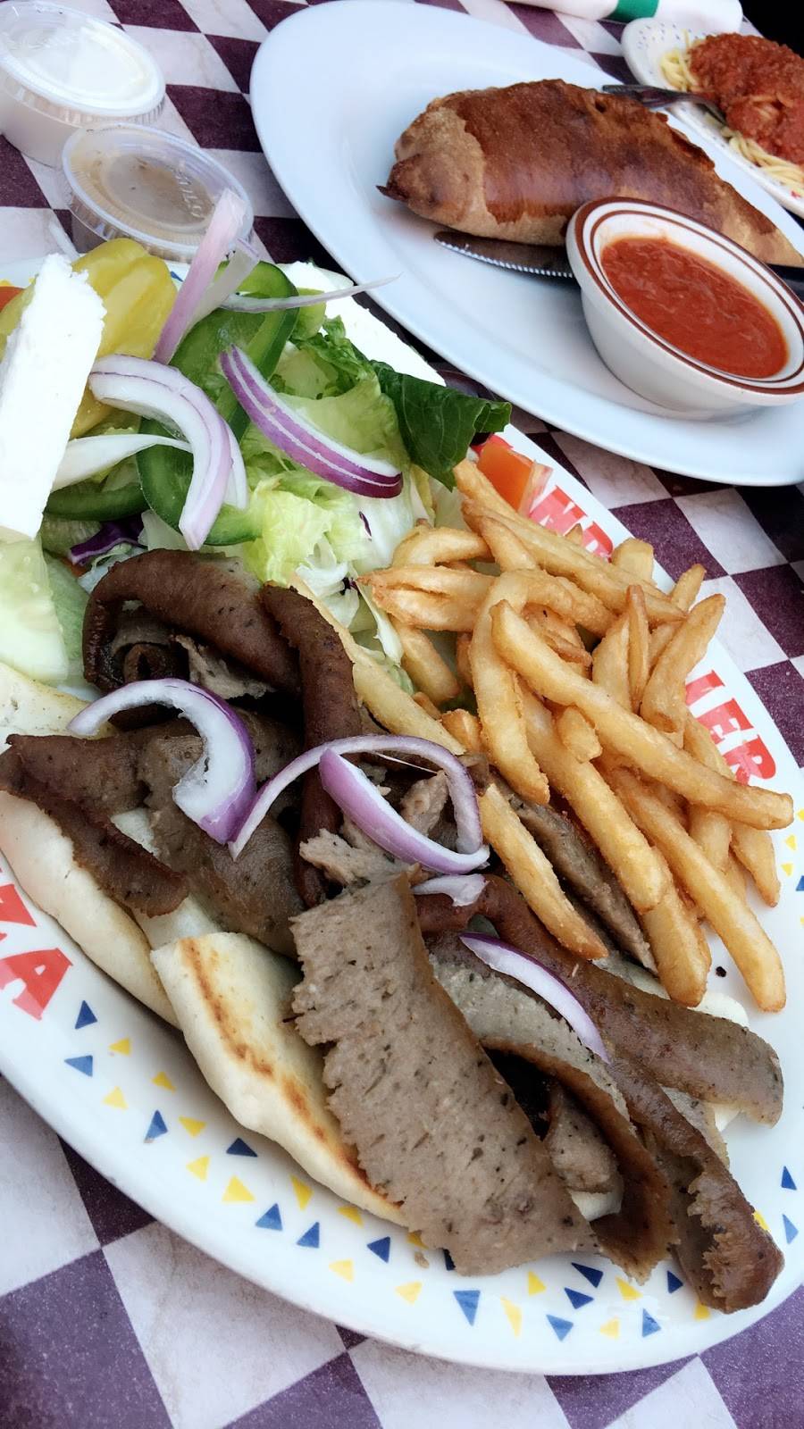 Gondolier Pizza | restaurant | 674 S Gulfview Blvd, Clearwater, FL 33767, USA | 7274413353 OR +1 727-441-3353