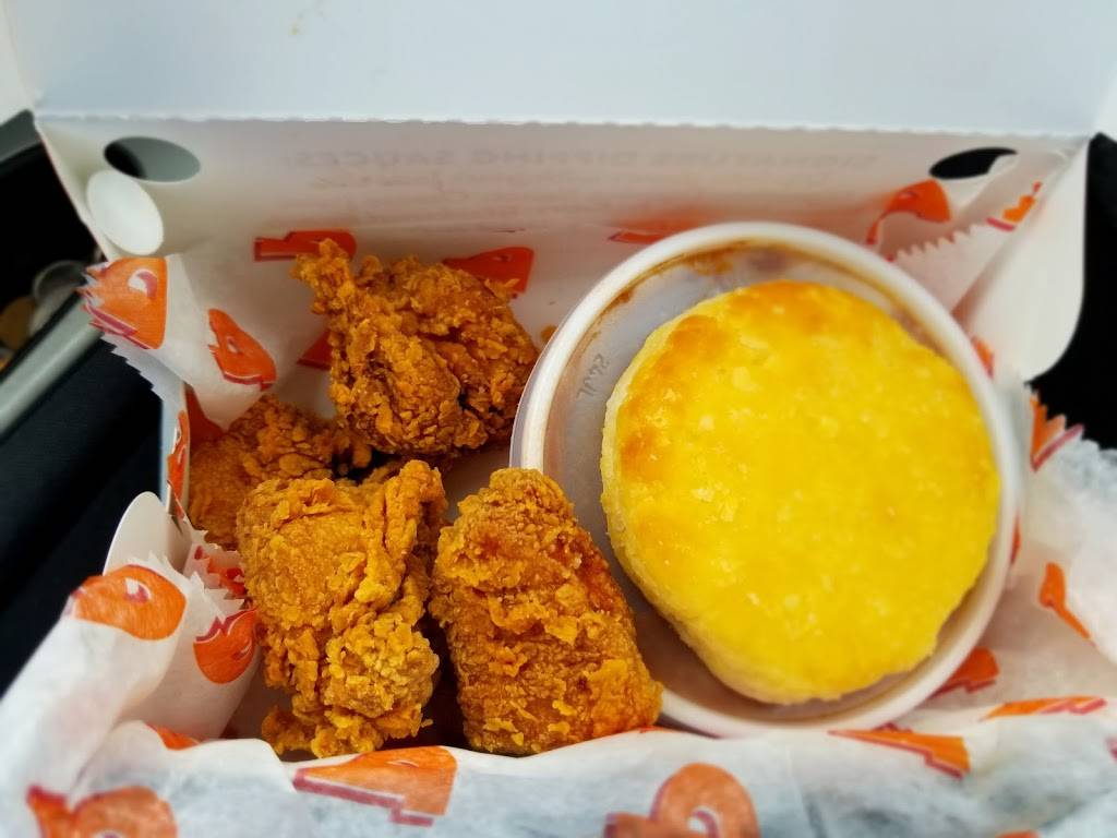 Popeyes Louisiana Kitchen | restaurant | 4830 W Sunset Rd, Las Vegas, NV 89118, USA | 7023649925 OR +1 702-364-9925